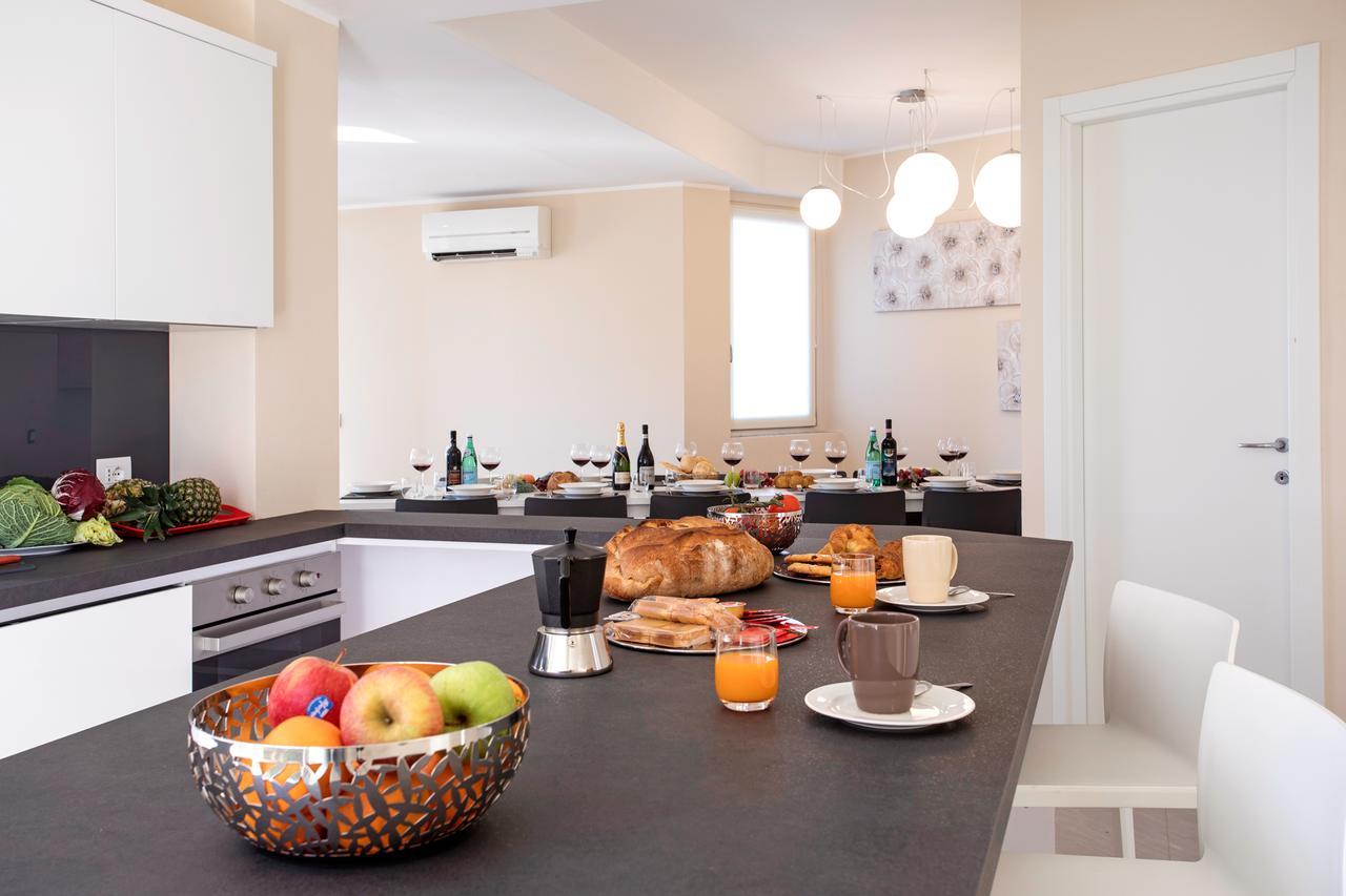 Ossuccio Grande C Home With Pool Sleeps 12 By Italian Apartments Como Exterior photo